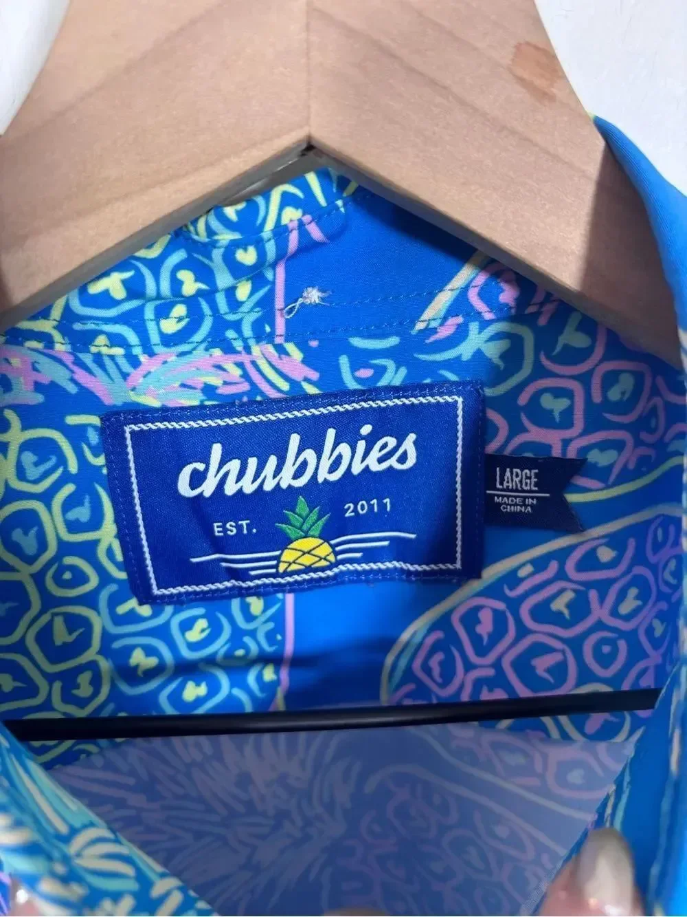 Chubbies Men’s neon pineapple performance polo size large vacation tropical golf